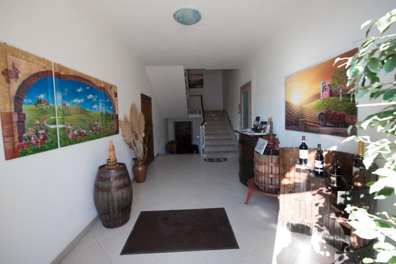 Il Grappolo -Affittacamere- Gavi Exterior photo